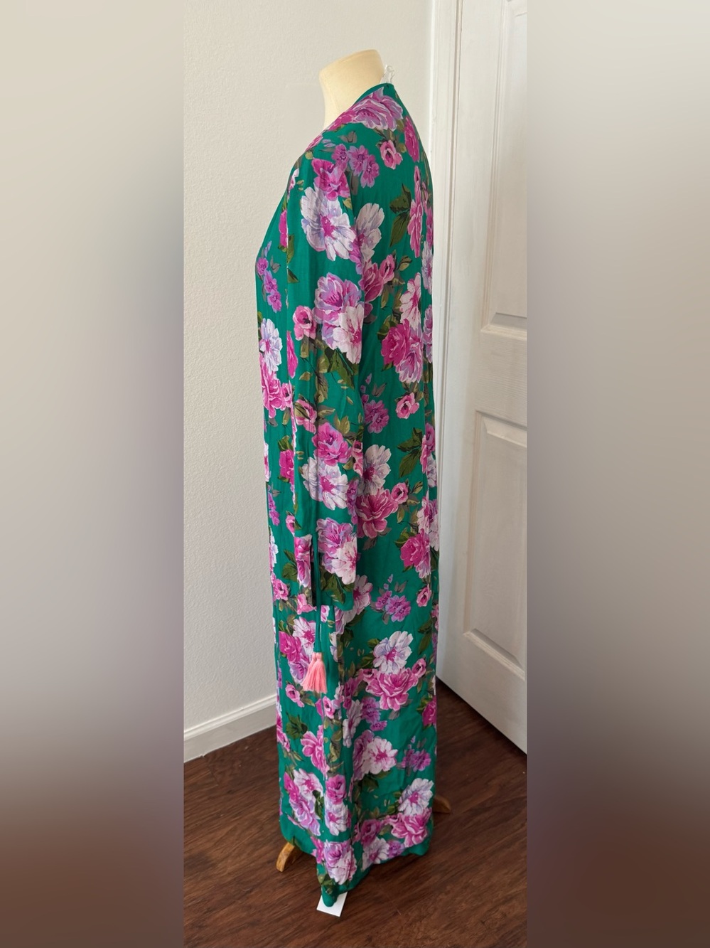 Lovers and Friends Ellis Robe Kelly Green Floral Cover Up Vacation Resort NWT XS - Picture 5 of 13